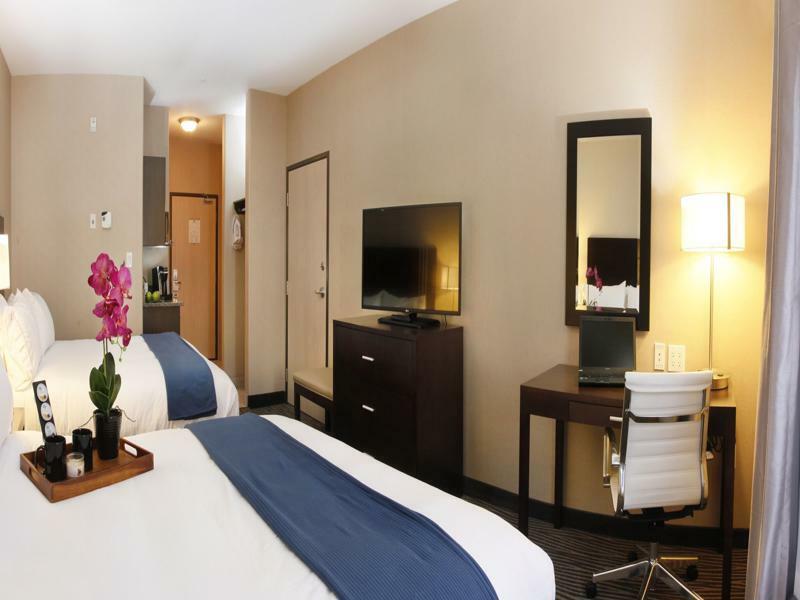Holiday Inn Express Fort St John By Ihg Fort St. John Екстериор снимка
